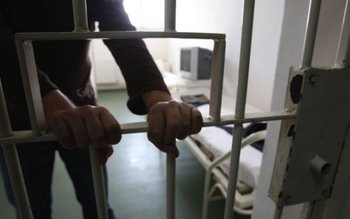 Trei ani și șase luni …