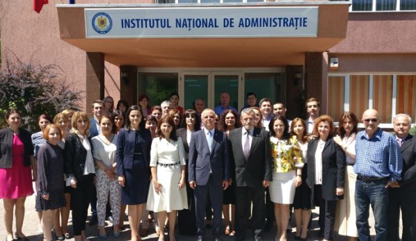 Institutul Naţional de Administraţie s-a deschis oficial