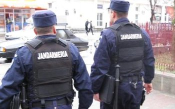 Bărbat buzunărit în timp ce …