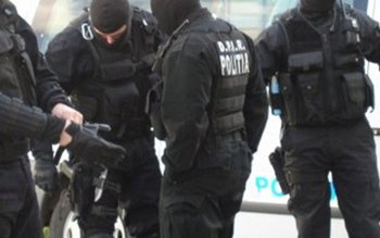 Vezi ce au descoperit polițiștii …