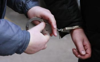 Bărbat reţinut pentru conducere fără …