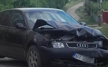 Stâlp de iluminat public distrus …