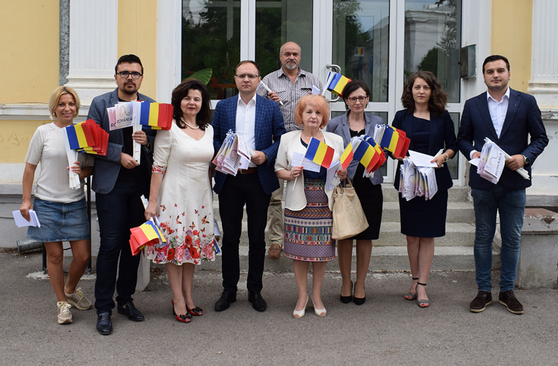 Comunicat PSD: Drapelul Național la rang de cinste - FOTO