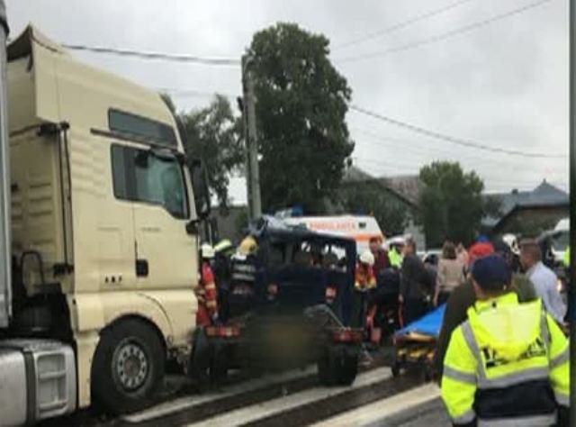 Accident cumplit în județul Suceava! O persoană a murit iar alte trei sunt în stare gravă