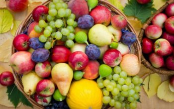 Cum mâncăm corect fructele