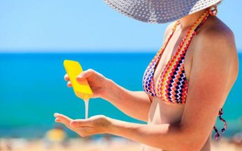 Nu soarele cauzează cancer, ci …