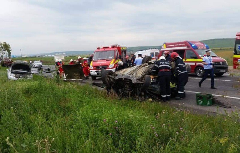 Accident teribil la ieșirea din Lețcani. Trei morți într-o clipă - FOTO