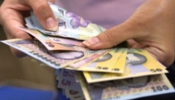 Ajutoare de urgenţă pentru 37 de familii afectate de calamităţile naturale