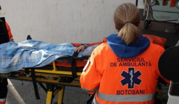 Copil de 9 ani, găsit în comă alcoolică pe un câmp din județul Botoșani
