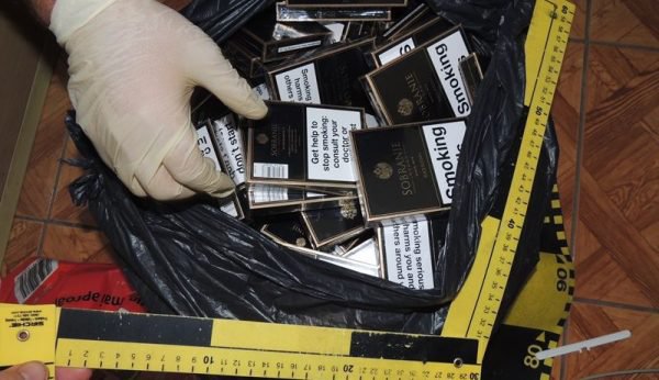Amenzi de peste 6000 de lei și dosare penale pentru contrabandă cu țigări întocmite de polițiști la Dorohoi