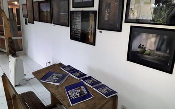 A fost lansat albumul foto …