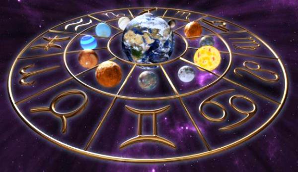 Horoscop săptămânal 30 iulie - 5 august. Fecioarele sunt cuprinse de un chef teribil de vacanță