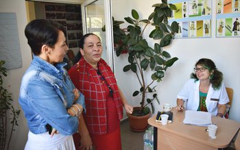 Zeci de săteni din Cristeşti, …