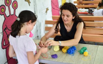 „Învaţă-mă să citesc!” – Fii …