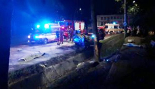 Inconştienţă fatală. Accident cu 3 morţi în Suceava, provocat de un tânăr de 19 ani, fără permis