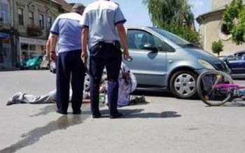 Accident la Mihăileni: Biciclist trântit …