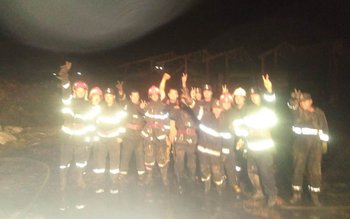 71 de pompieri s-au luptat …