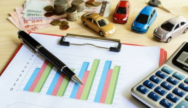 Cum se va calcula noua taxă auto care intră în vigoare din 2019. Statul nu a returnat încă banii luaţi pe taxele declarate ilegale