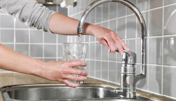 Ce trebuie să știm despre apa de la robinet
