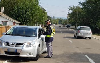 Autoturism cu asigurare falsificată, descoperit …