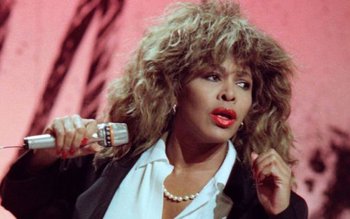 Tina Turner, obligată de soț …
