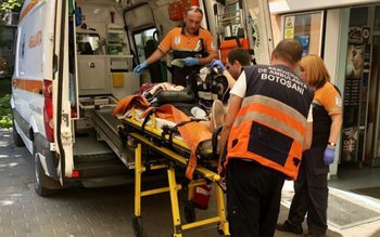 Angajat al unei societăți din …