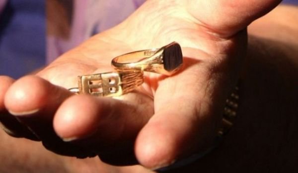 Înșelăciunea „inelul de aur” revine în județul Botoșani