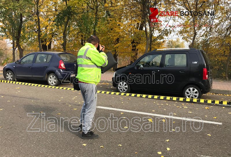 Accident la intrarea în Dorohoi: Femeie ajunsă la spital după impactul a două autoturisme - FOTO