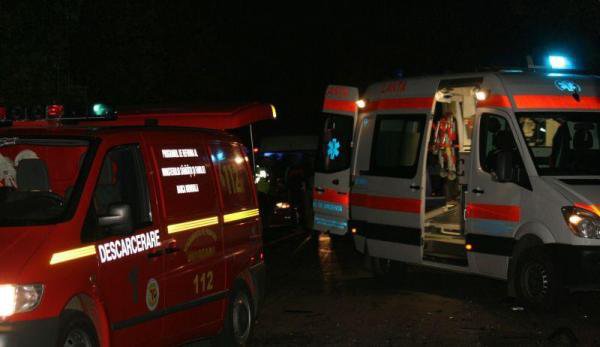 Groaznic: Tânăr din Botoșani găsit în cadă cu gâtul tăiat