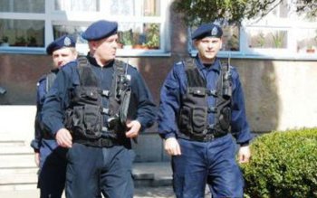 Jandarmii au luat cu asalt …