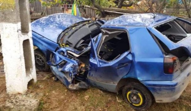 Tragedie în Suceava. Un tânăr de 17 ani a murit într-o maşină strivită