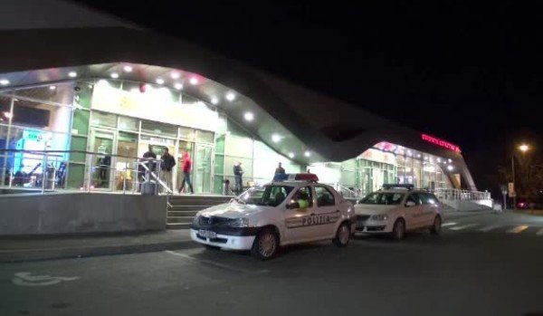 Moarte suspectă pe Aeroportul Iași. Un bărbat din Suceava a murit imediat după ce avionul în care se afla a aterizat