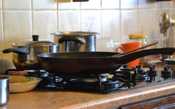 De ce mulți români au …