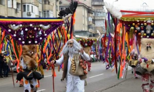 Află când va avea loc în acest an, Parada de Datini și Obiceiuri de Iarnă „Din străbuni, din oameni buni...”