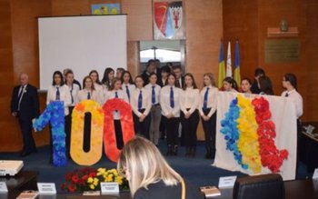 Ședință festivă la Instituția Prefectului …