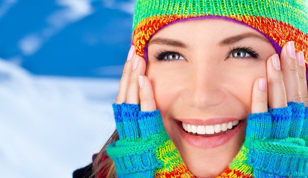 Cum să ne menținem pielea hidratată în sezonul rece