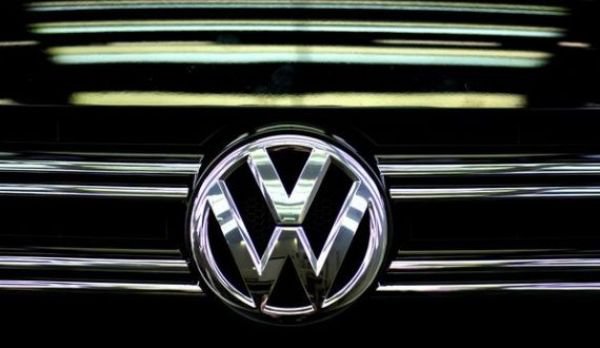Adio mașini pe motorină și benzină! Volkswagen renunță la motoarele cu combustie internă