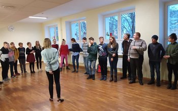 Profesori și elevi de la …