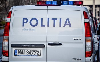 Tânăr prins în timp ce …