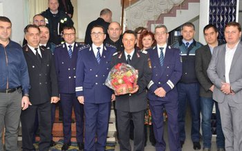 În aşteparea unui campion