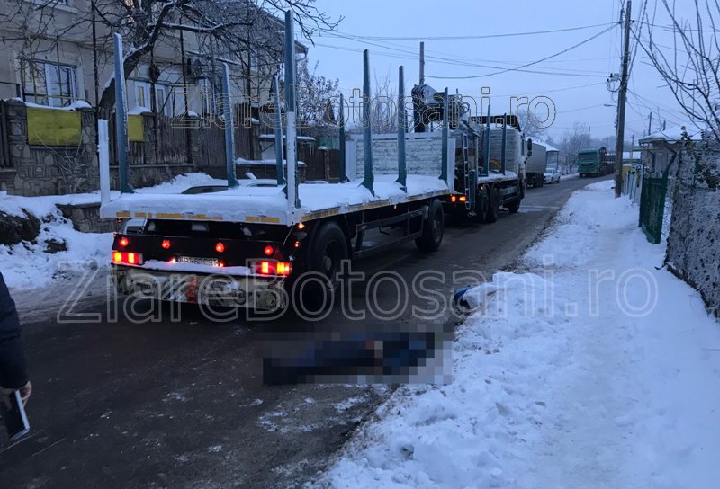 Caz tragic la Dorohoi! Bărbat în vârstă de 38 de ani găsit decedat pe marginea străzii - FOTO