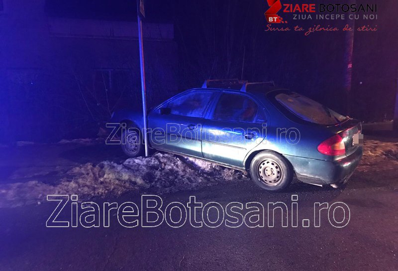 Accident! Mașină scăpată de sub control la Dorohoi – FOTO