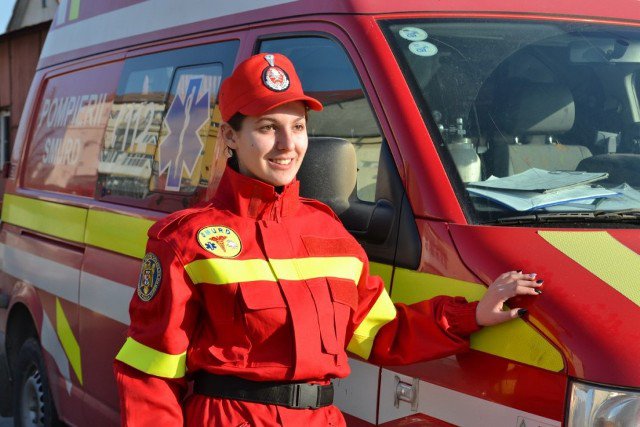 ISU Botoșani continuă campania de recrutare a voluntarilor care să li se alăture pompierilor în misiuni!