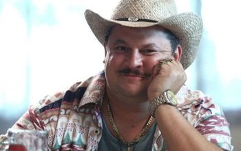 Cum arată soția lui Mihai …