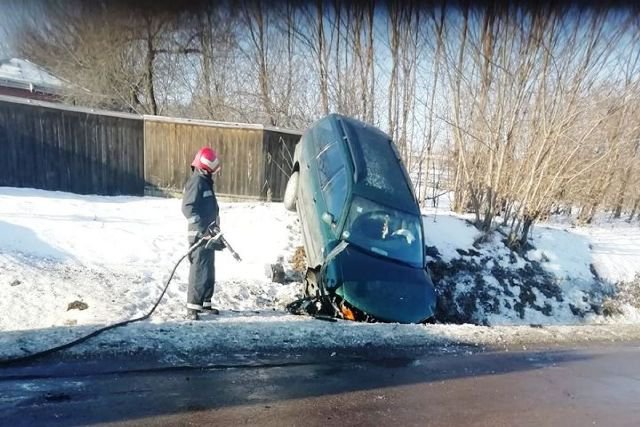 Accident cu victimă la Ștefănești! Mașină proptită într-un șanț