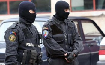 Percheziții la Botoșani! Trei bărbați …
