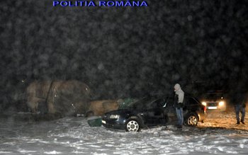 Pândă în zona oraşului Săveni, …