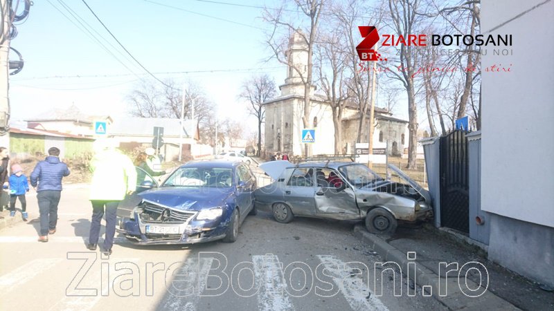 Accident! Persoană rănită după un impact într-o intersecție din Botoșani