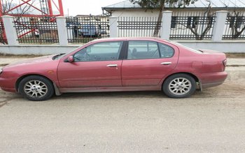 Nissan fără drept de circulaţie, …