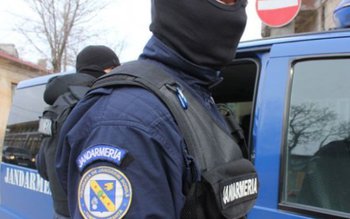 1200 de lei! Atât a …